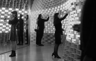 Two People Exchanging Saliva_highres_Still_03_Zar Amir_Luàna Bajrami_DOP_Alexandra_de_Saint_Blanquat