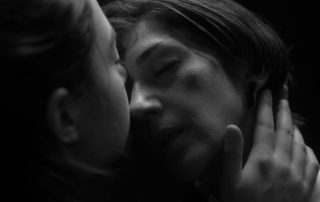 Two People Exchanging Saliva_highres_Still_07b_Luàna Bajrami_Zar Amir_DOP_Alexandra_de_Saint_Blanquat